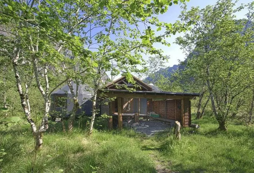 ユースホステル Hardanger Basecamp