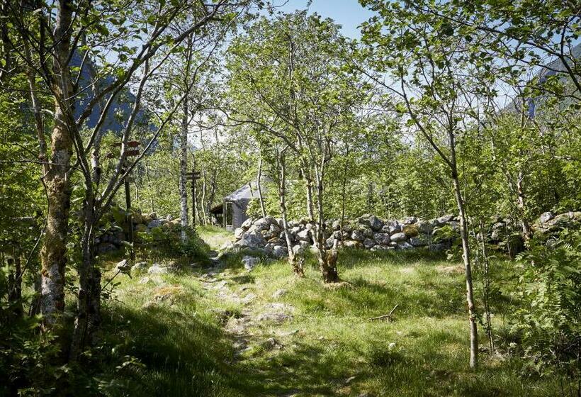 ユースホステル Hardanger Basecamp