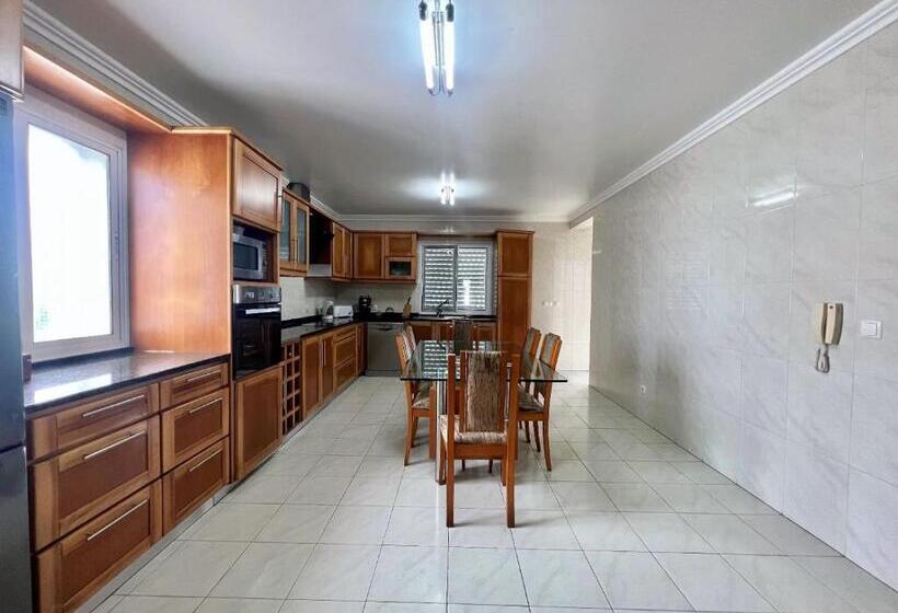 تختخواب و صبحانه Villarelva