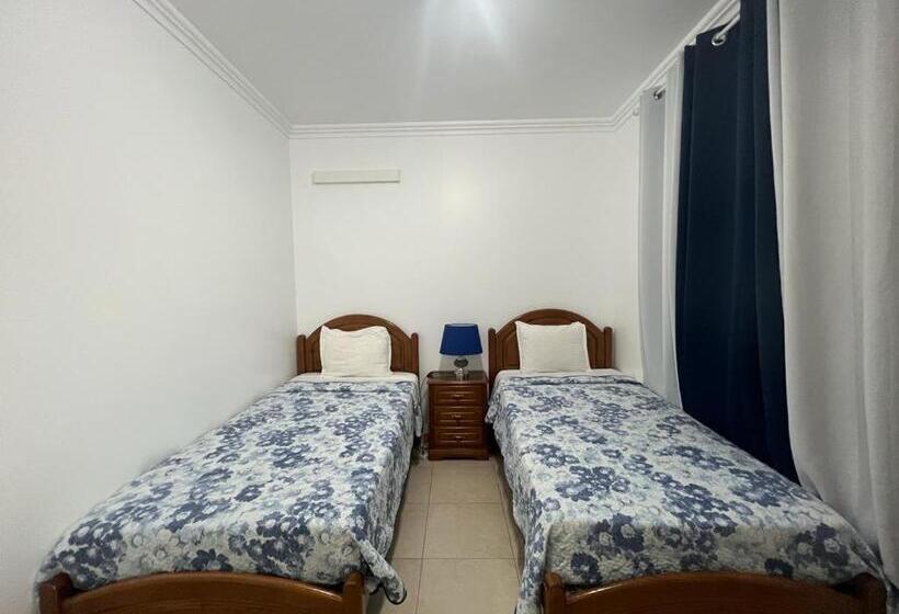 تختخواب و صبحانه Villarelva