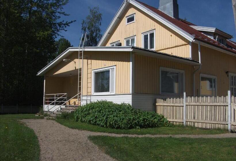 Montolan Koulun Majatalo