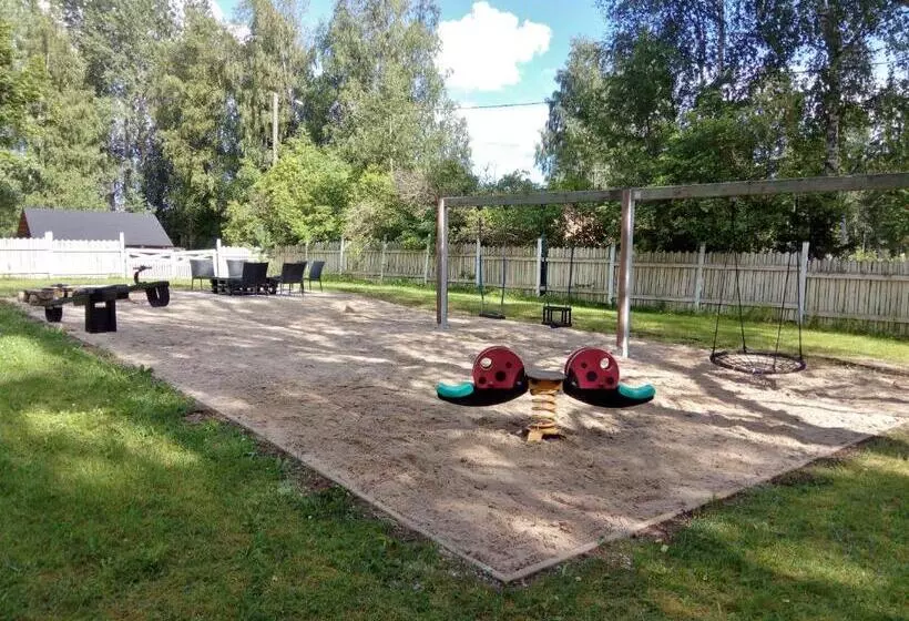 Montolan Koulun Majatalo