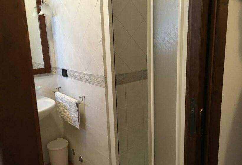 بنسيون Appartamenti E Camere Il Poggio Di D Angeli Lidia