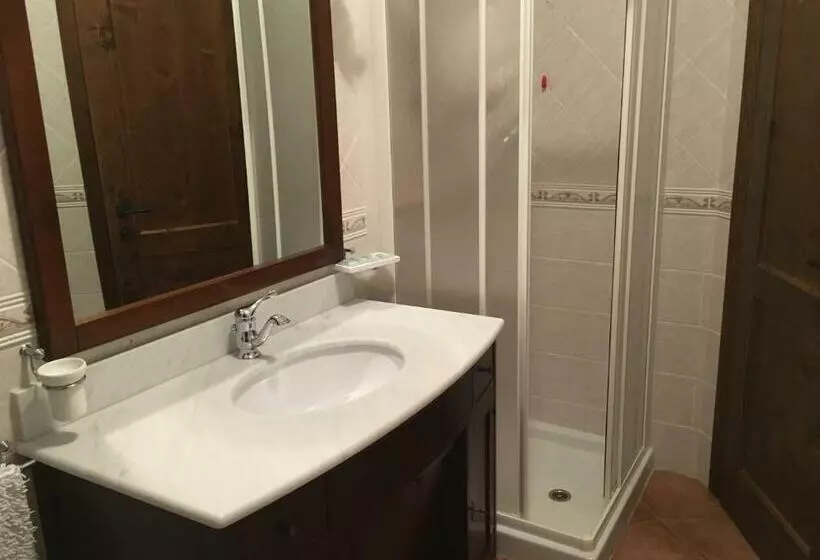 Majatalo Appartamenti E Camere Il Poggio Di D Angeli Lidia