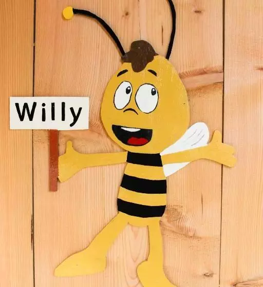 پانسیون Bee House Maya