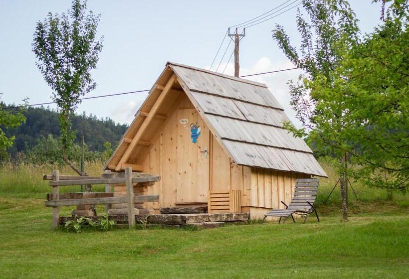 پانسیون Bee House Maya