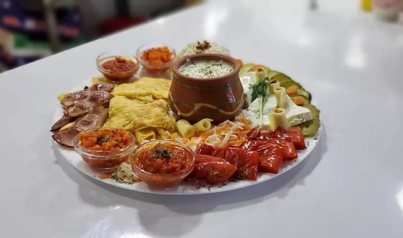 استراحتگاه Cuki Residence