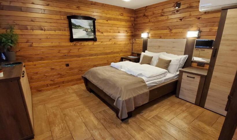 استراحتگاه Cuki Residence