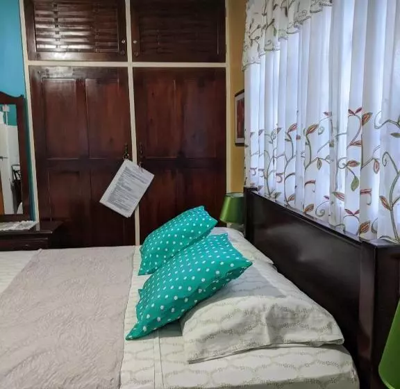 Ultimate Freedom Bed And Breakfast