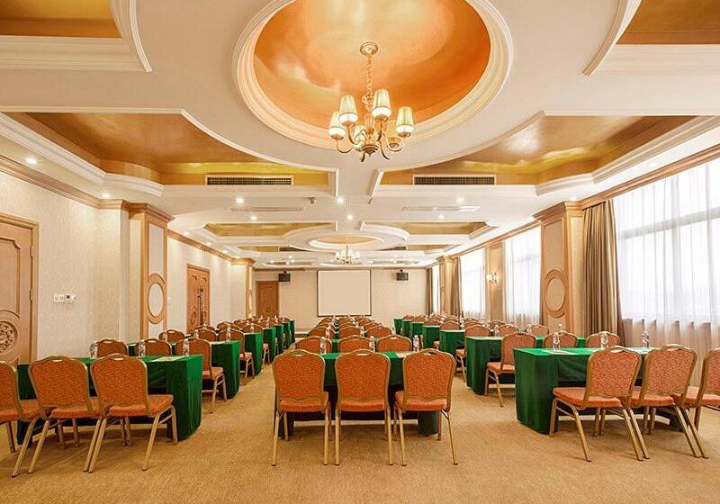 Vienna Hotel Shenzhen View Lake Park