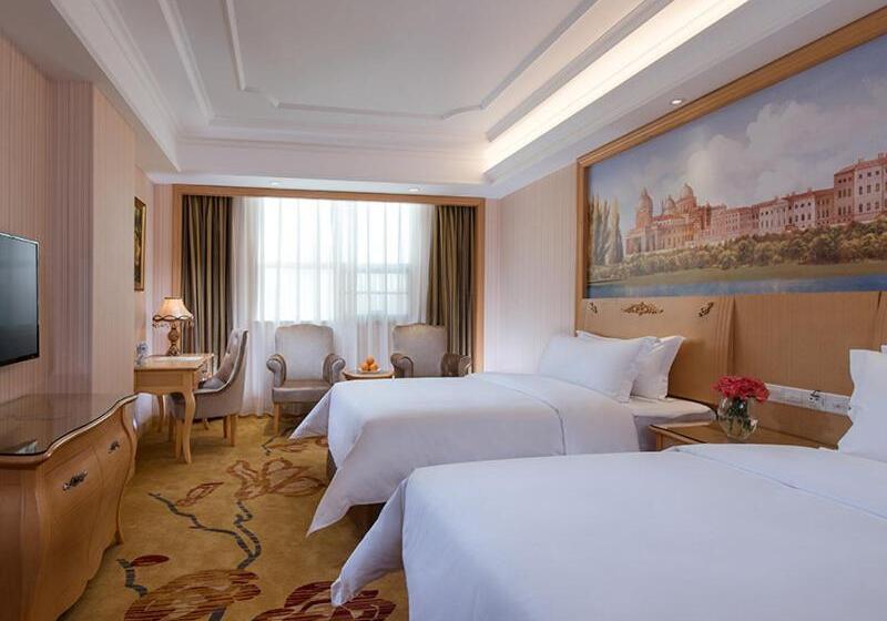 Vienna International Hotel Guangzhou Xintang Jean Fangzhicheng