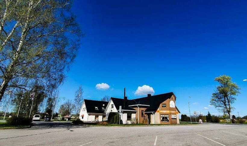 هاستل Sangaste Rukki Maja Guesthouse