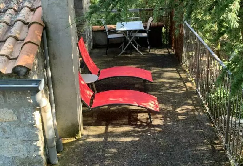 Aamiaismajoitus (B&B) Chambre D Hôtes Climatisée Avec Terrasse Et Spa