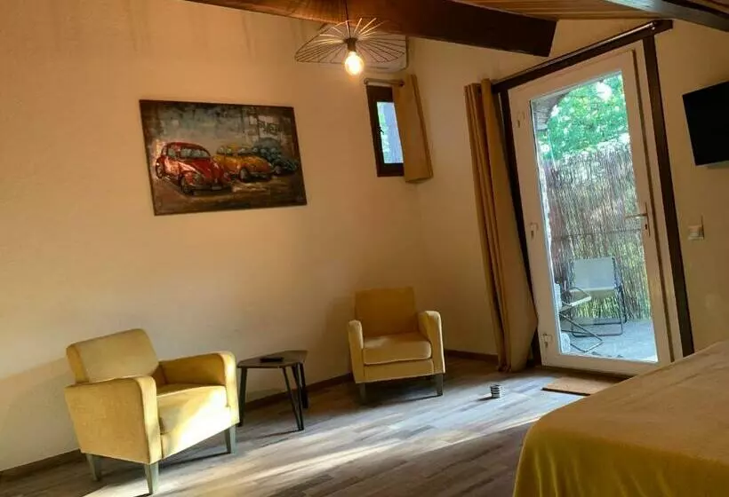 Aamiaismajoitus (B&B) Chambre D Hôtes Climatisée Avec Terrasse Et Spa
