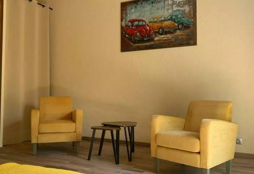 Aamiaismajoitus (B&B) Chambre D Hôtes Climatisée Avec Terrasse Et Spa