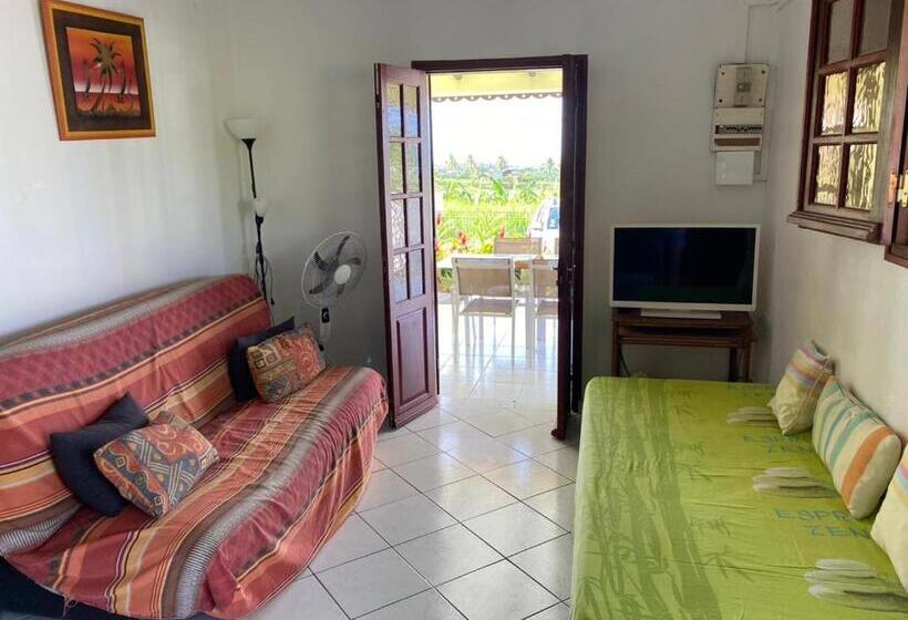 هتل Gites Vasseaux