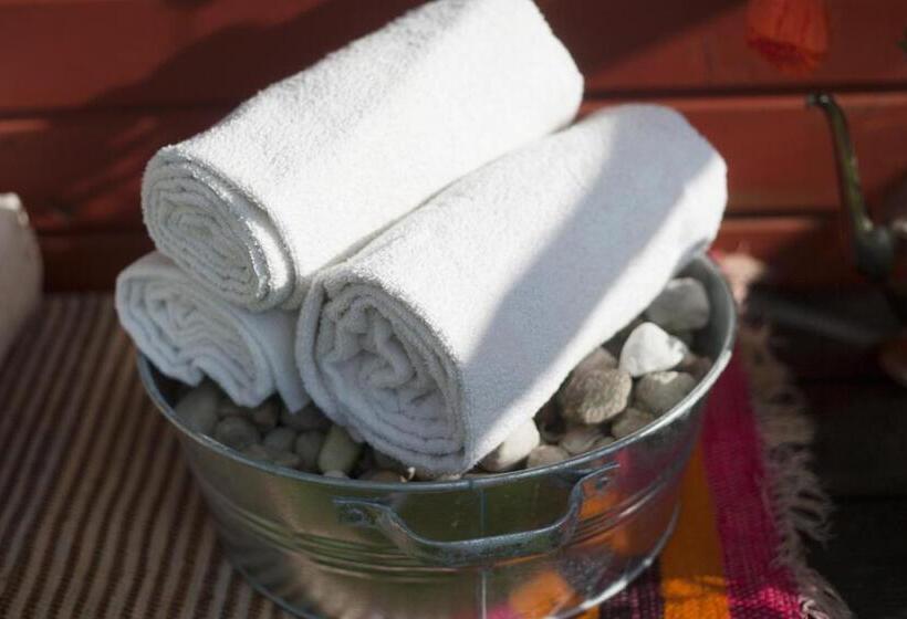 هتل Luscher & Matiesen Muhu Winehouse