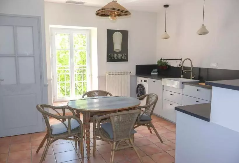 ペンション Domaine De Blanche Fleur