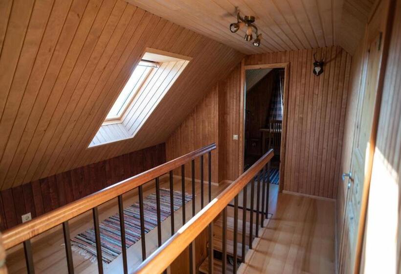 پانسیون Pruuli Holiday Farm