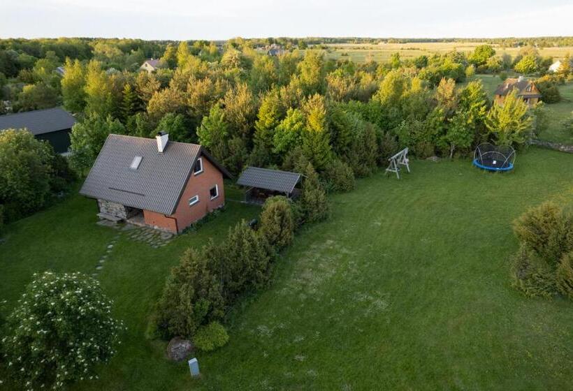 پانسیون Pruuli Holiday Farm