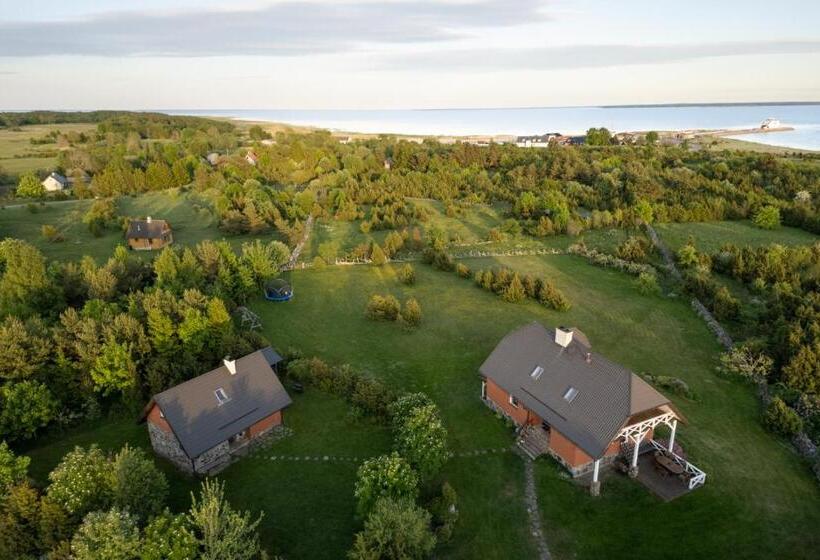 پانسیون Pruuli Holiday Farm