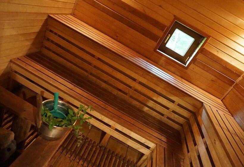 پانسیون Viesu Māja Sprīdīši