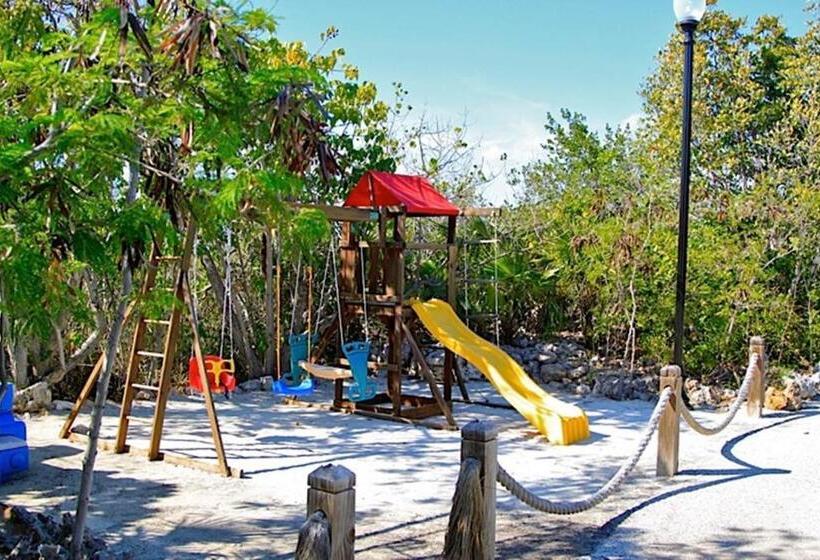 منتجع Neptune Villas