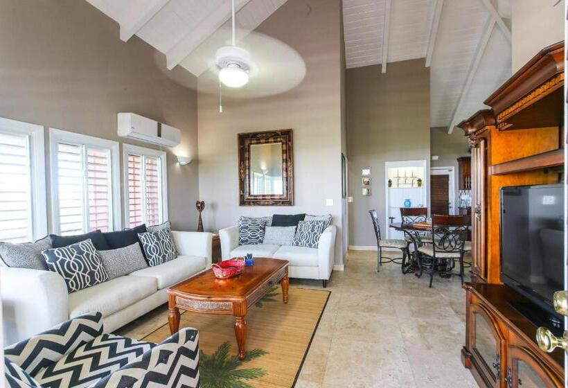 منتجع Neptune Villas