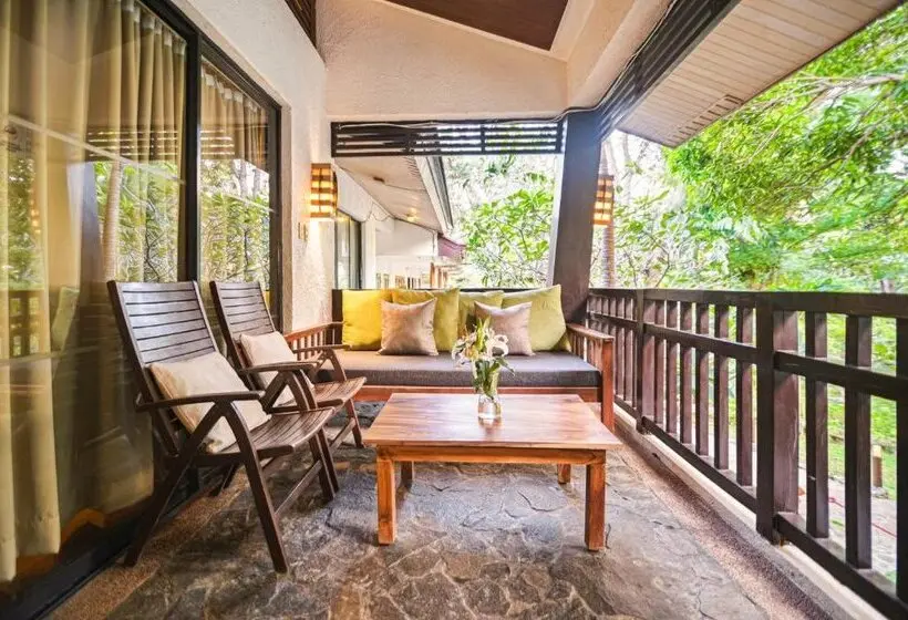 The Strand Boutique Resort