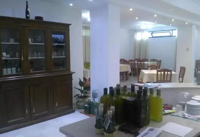 تختخواب و صبحانه Borgo Cerasa