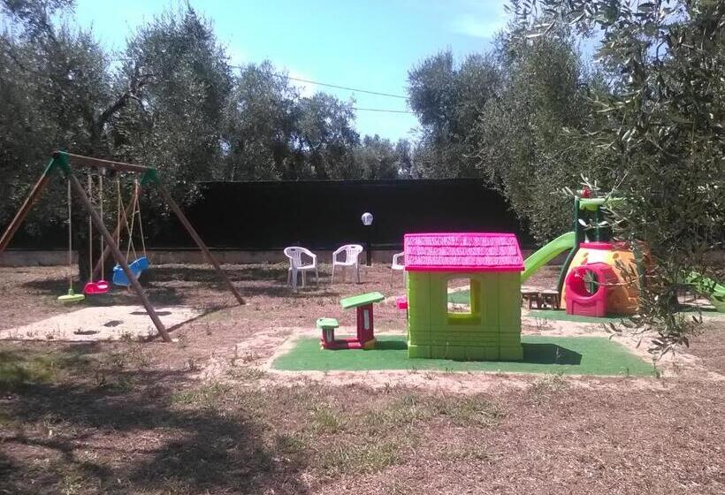 تختخواب و صبحانه Borgo Cerasa