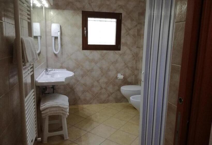 تختخواب و صبحانه Borgo Cerasa