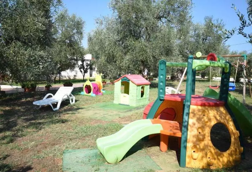 تختخواب و صبحانه Borgo Cerasa