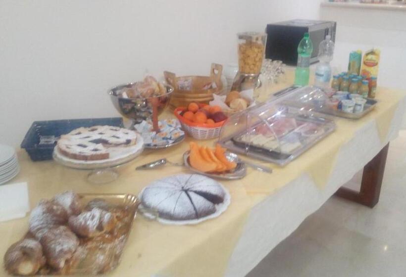 تختخواب و صبحانه Borgo Cerasa