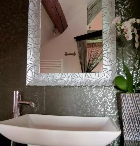 ベッドアンドブレックファースト Demeure D Hôtes L Hermitage