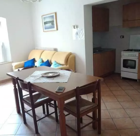 ホテル Agriturismo Antica Fonte