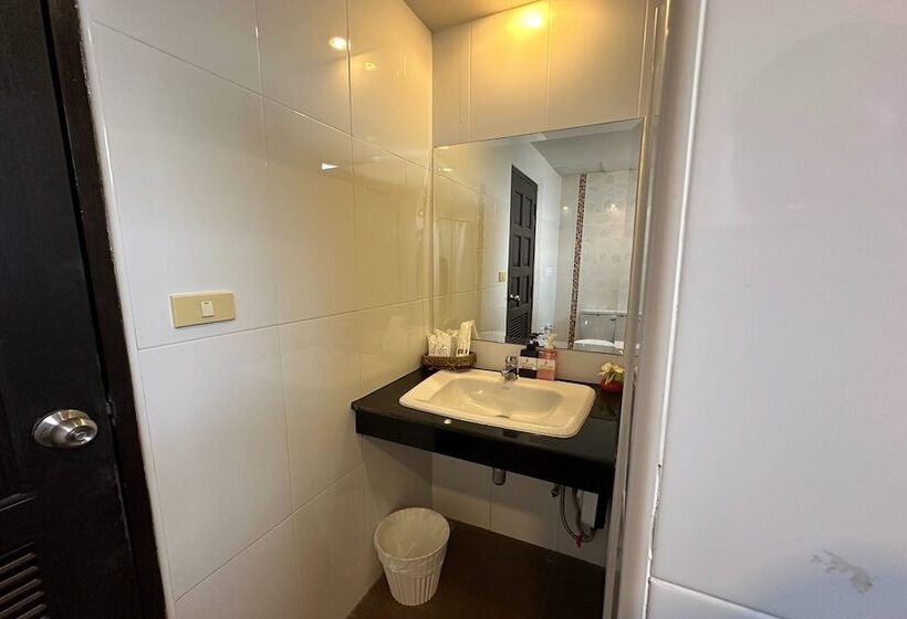 Hotel Chiangrai Grand Room