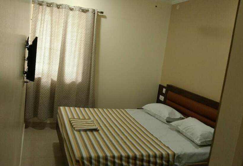 Отель Grand Stay