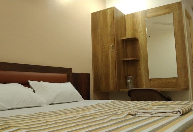 Отель Grand Stay