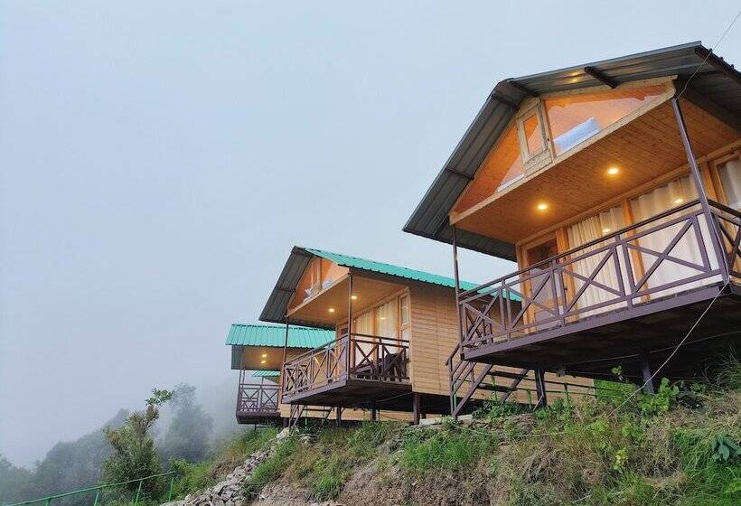 בית מלון כפרי The Sunbird Retreat Resort