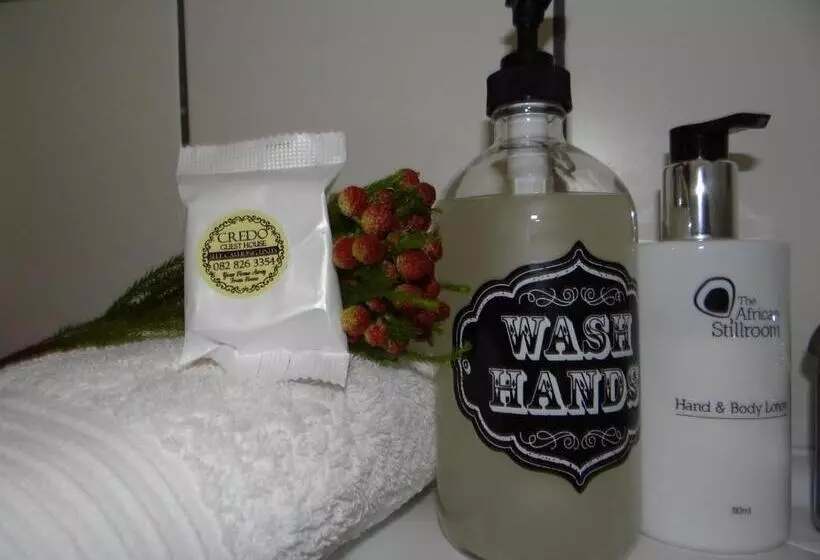 پانسیون Credo Guest House