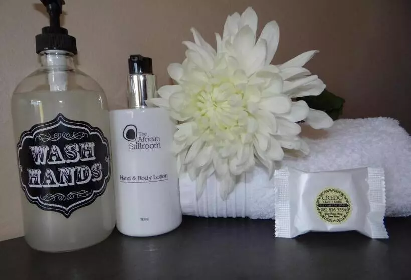 پانسیون Credo Guest House