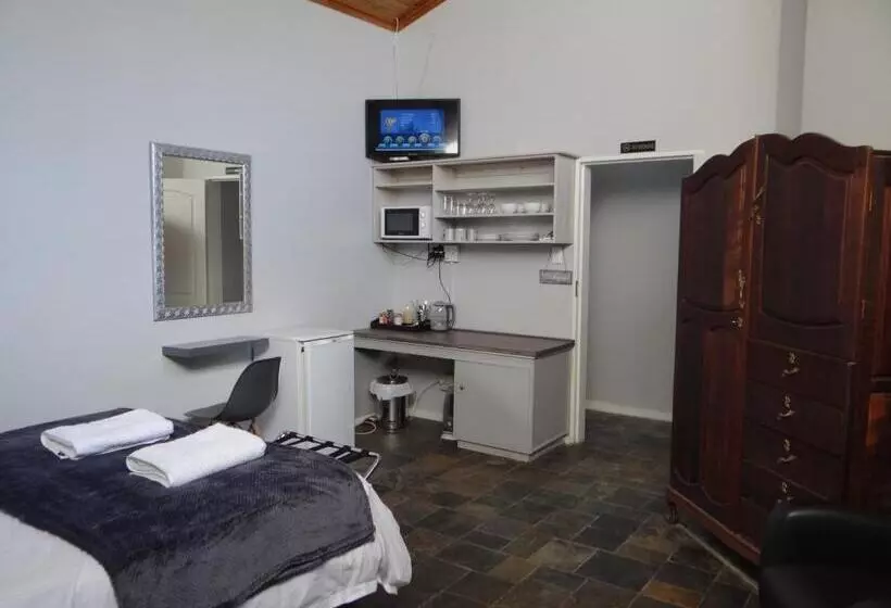 پانسیون Credo Guest House