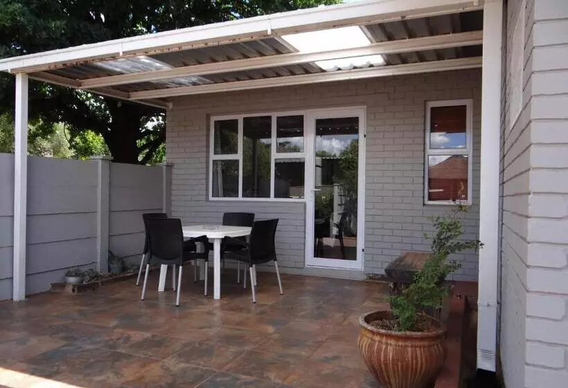 پانسیون Credo Guest House