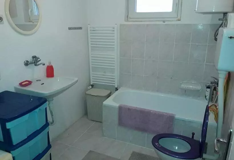 پانسیون Guest House Sistem