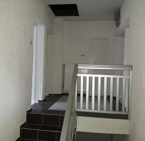 پانسیون Guest House Sistem