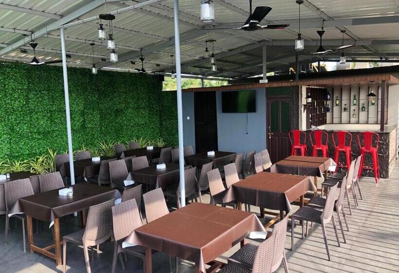 膳宿费 Leisure Cottages