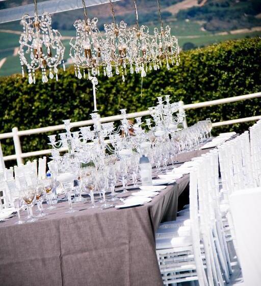 פנסיון Lyngrove Wines & Guesthouse