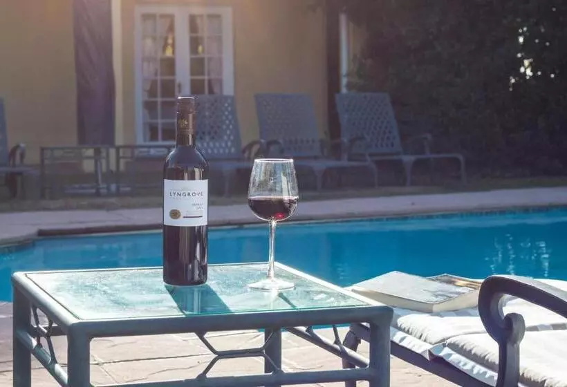 Majatalo Lyngrove Wines & Guesthouse