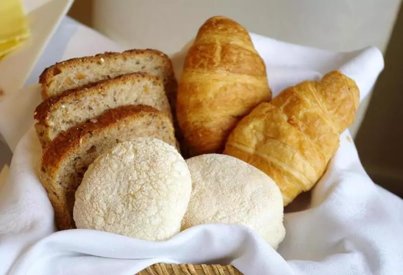 Majatalo Lyngrove Wines & Guesthouse